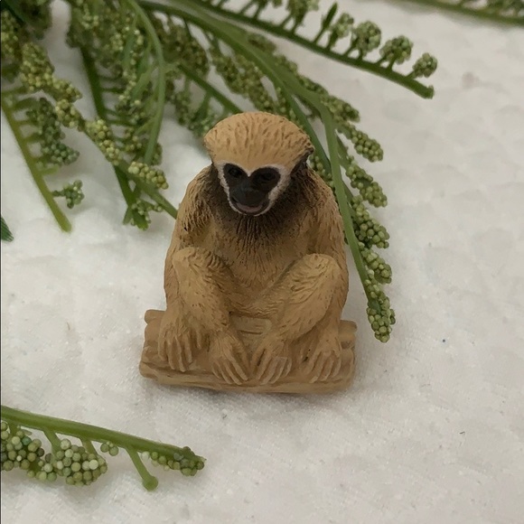 Yowie Other - Yowie Toy animal Gibbon Monkey 🐒